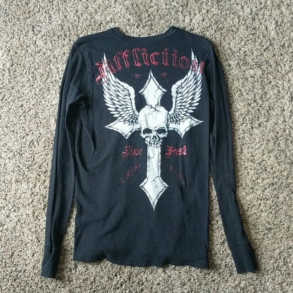 Men's medium black Affliction shirt.